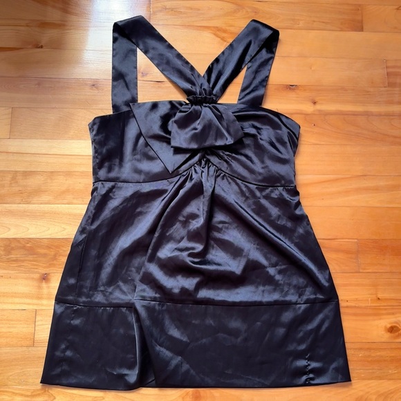 Black Halter Top With Bow and Silk-Like Material - Picture 3 of 5